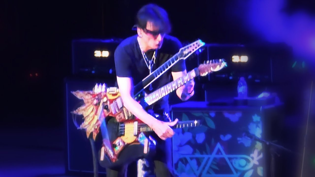 Steve Vai triple guitar STEREO + 4K UHD 