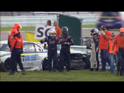 Crash Lap 1 Supersport - Round 5 Assen (2016)