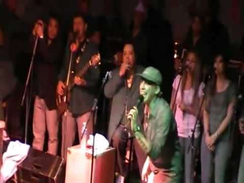 EL POLACO Y LEO MATTIOLI - EN VIVO FANTASTICO