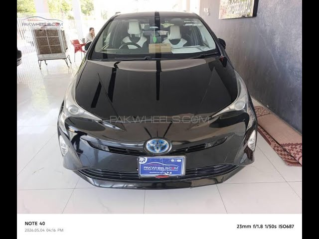 Toyota Prius A 2017 for Sale