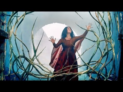 Triss Merigold: Powers & Fight Scenes | The Witcher