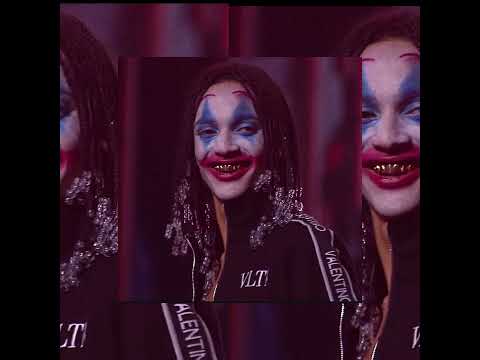 GATA PARA DE ME OLHAR😠