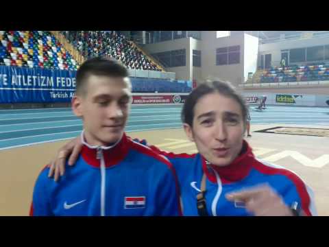 Sven Cepuš (konačno u dvorani) i Marino Bloudek uoči 1. Dvoranskog juniorskog prvenstva Balkana