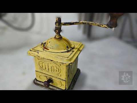 Antique 1920's Broken and Rusty Coffee Grinder Restoration