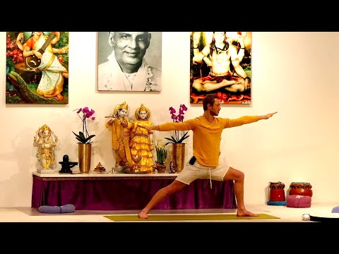 Fortgeschrittene Mittelstufe im Flow mit Tilman - Yoga Vidya Ashram Live - 09:15 - 18.06.2021
