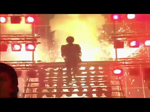 Michael Jackson’s Hair Caught on Fire During 1984 Pepsi Commercial