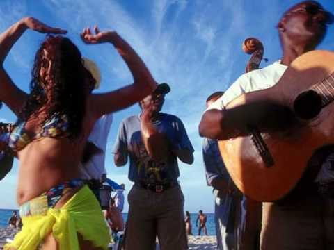download lagu mp3 mp4 Bert Kaempfert Me Lo Dijo Adela, download lagu Bert Kaempfert Me Lo Dijo Adela gratis, unduh video klip Bert Kaempfert Me Lo Dijo Adela