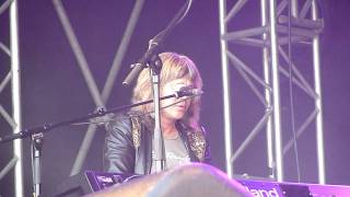 Suzi Quatro -- Can I be your Girl - Live @ Zofingen -- 10.8.2011