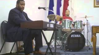 preview picture of video 'Exeeding Joy @ Hope Christian Center   Arian Davis   Drums   Dennis C Latham   Piano and Bass'