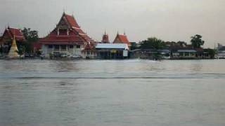 preview picture of video 'Schleppzug auf dem ChaoPhraya River'