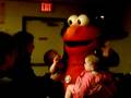 Elmo Dose The Chicken Dance