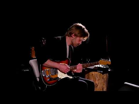 Erki Pärnoja - Late August (solo, live)