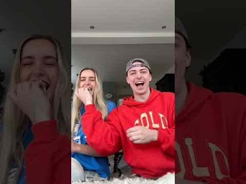 Sophie proberen te pranken😂