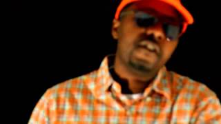 MAXAMILLION-Think I Am (OFFICIAL MUSIC VIDEO)