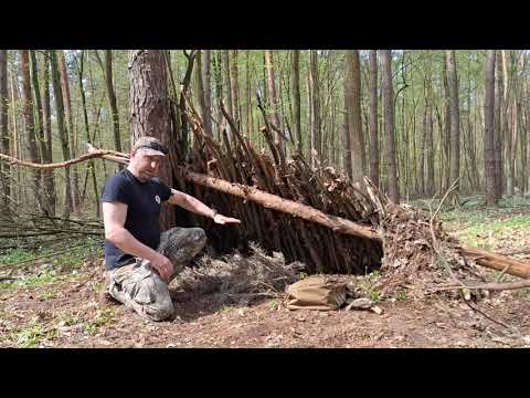 A SHUT WITH THE POSSIBILITY OF SLEEPING BY THE FIRE