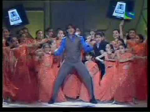 Hrithik Roshan LIVE 2007 (He Won For Best Actor)