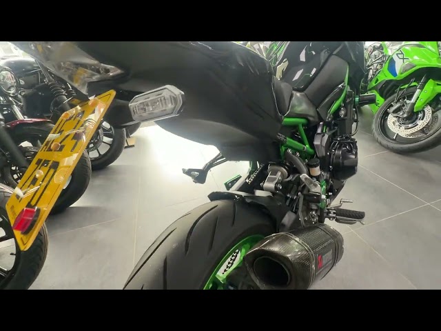 Z900