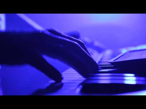 Cabaret Contemporain - Minikick (Live) @ Machine du Moulin Rouge, Paris