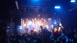 Die Toten Hosen - Helden und Diebe (live am 07.11.2018 im SO36, Berlin)