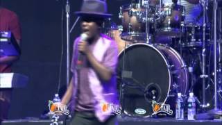 Quizz Swanigan sings Who&#39;s Lovin You - OC Fair