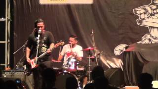 Download lagu BLINGSATAN - Jadilah Pemberani Live @NUshock_ID stage @Jakcloth 2013 Senayan Jakarta mp3 Download lagu BLINGSATAN - Jadilah Pemberani Live @NUshock_ID stage @Jakcloth 2013 Senayan Jakarta mp3