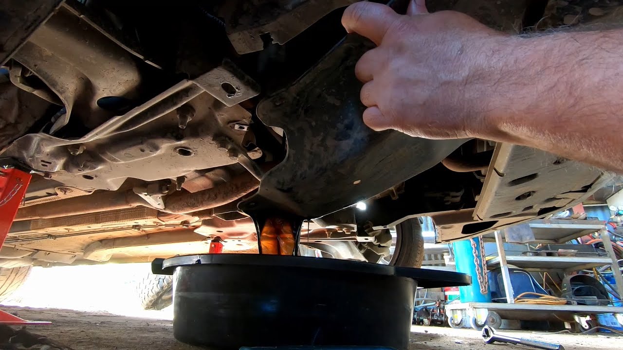 Watch video Peugeot 208 Oil Change EP3/EP6 Engines Now Peugeot 208 Oil Change EP3/EP6 Engines