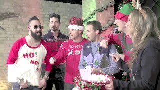 The Backstreet Boys Decorate a Christmas Tree | MTV News