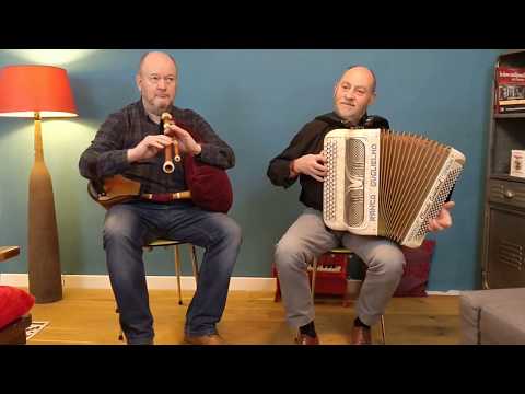 Calendrier de l'Avent Trad 2019 - Jour 19 - Cantal, Auvergne - Sentiers d’Auvergne