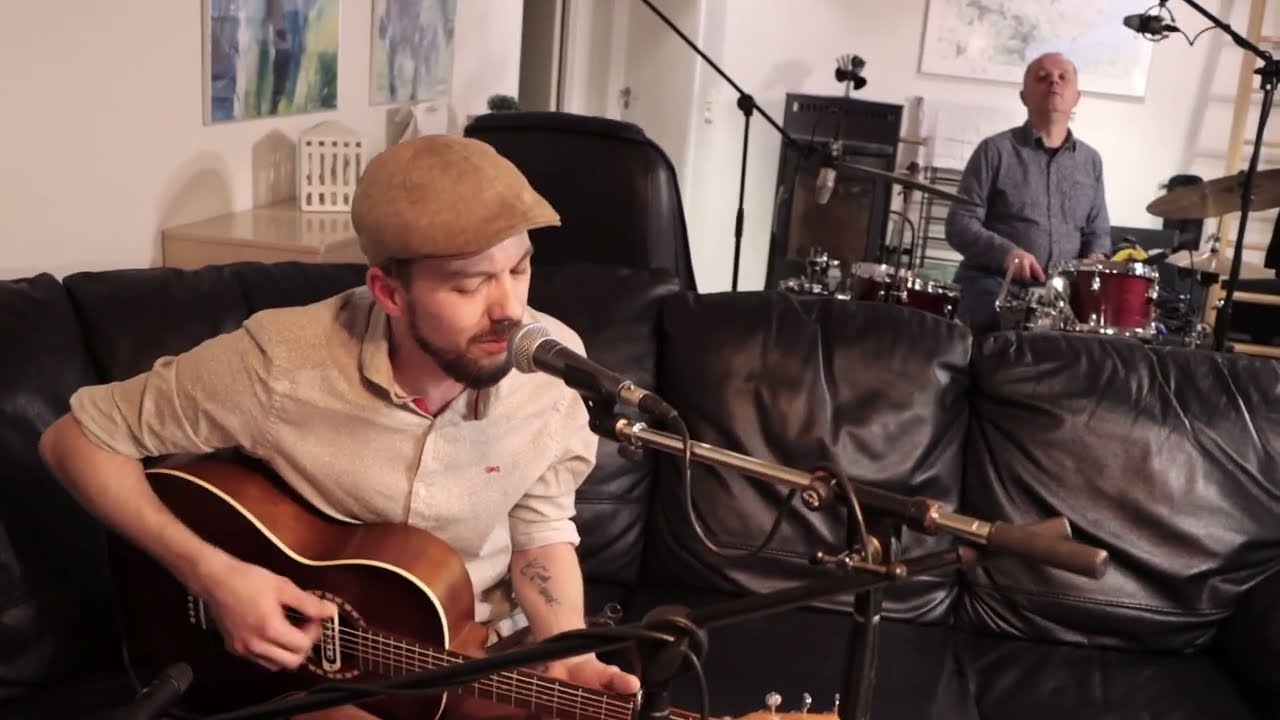 00 Closing Time Blues / MOJO