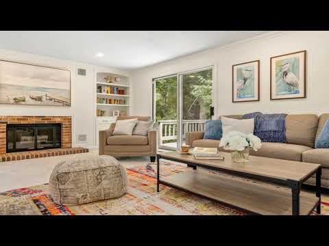 2 Coltsway, Wayland, MA 01778