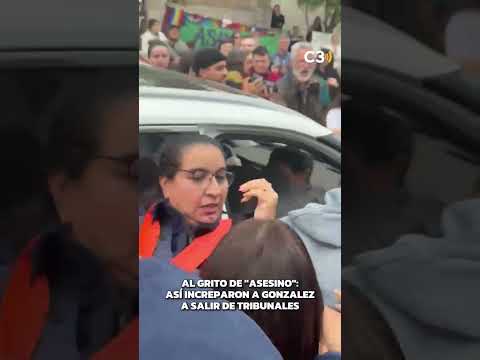 ASÍ SALIÓ OSCAR GONZÁLEZ: LE ARROJARON PIEDRAS Y SUBIÓ A SU AUTO 🔴