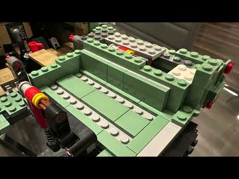 LEGO® Icons 10317 Land Rover Classic Defender - Speed Build!