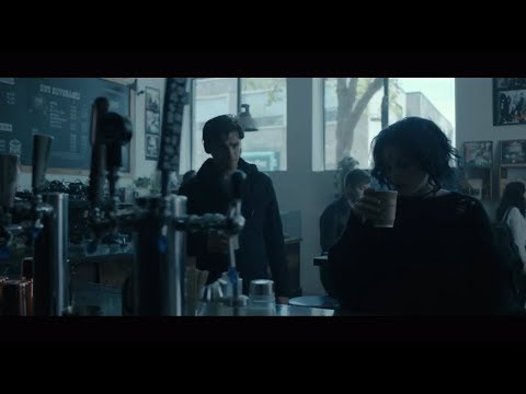 Titans 2x02 Coffee House Scene