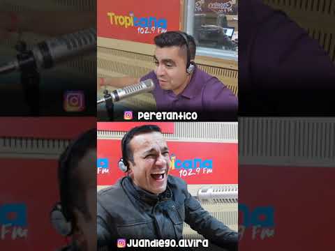 Juan Diego Alvira facing Jhovanoty, his imitator