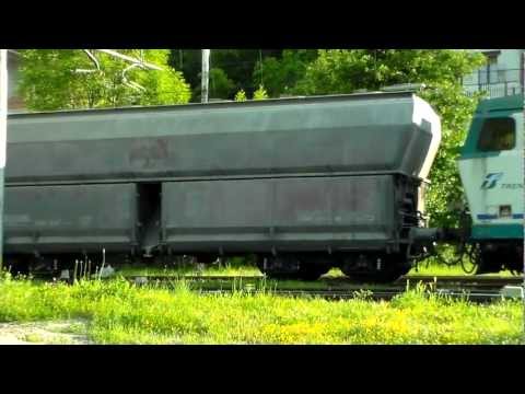 LOCOMOTIVA  TIGRE CON CARRI TRAMOGGIA. - ROBILANTE (CN) 5 - 6 - 2012.