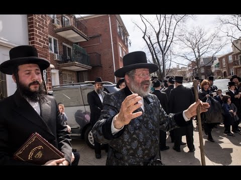 Rabbi Mordechai Jungreis, Niklesburg Rebbe, Sreifas Chametz, Erev Pesach 2017