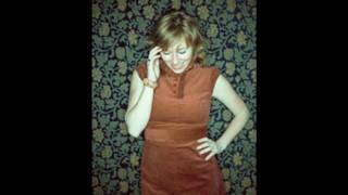 MARTHA WAINWRIGHT _ &#39;Une enfant &#39;_ (Sans fusils, ni souliers, à Paris)