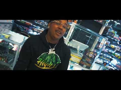 Rosay  Roses - Cuban Links (Official Music Video) Dir.by @saudthealien #wegonmakeitoneday