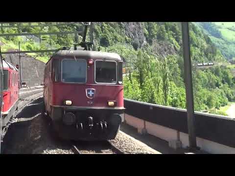 2013 - CH - SBB Re 4/4 (420) loco with IR interregio train to Locarno, on the Gotthard line