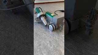 Marmoleum naden dichtlassen #marmoleum #linoleum #flooring