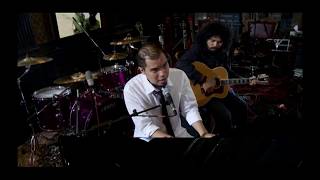 Download lagu AHMAD DHANI - LOVE mp3