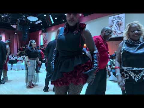 👸🏾🕺🏾💃🏾❤️ having fun at a birthday celebration Valentine’s Day.❤️😘👸🏾🙏🏾🌹