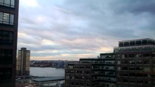 preview picture of video 'Time lapse - Canary Wharf Sunset - 25 Feb 2015'