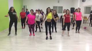 Zumba Fitness - La vida me cambió ( Diana Fuentes y Gente de Zona )