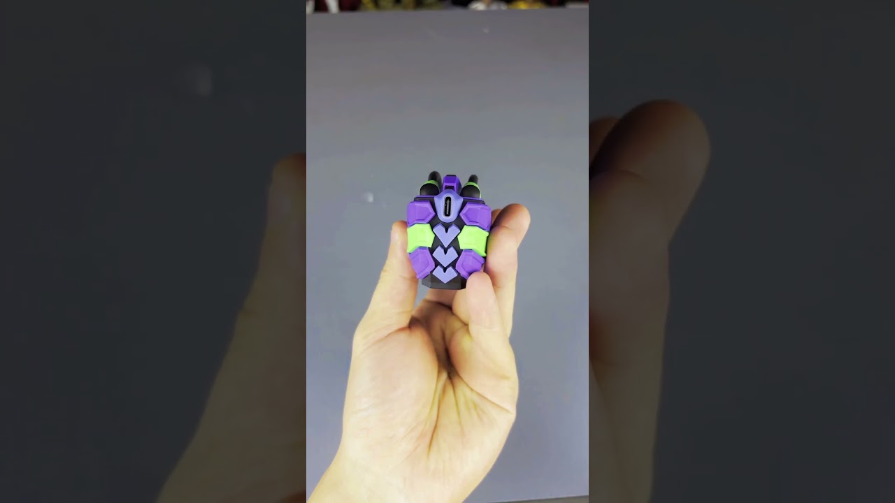 EVA fans, this is the ritual you’ve been waiting for. #risentystore #evangelio #eva01 #headphones