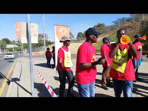 University of Johannesburg workers on strike for the equal pay for the work of equal value Video