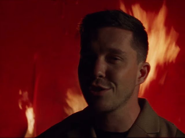 Geschlossene Augen von Santos & Sido ((jetzt ansehen))