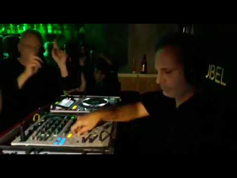 24 KASIM / CUMARTESİ DJ U.F.U.K