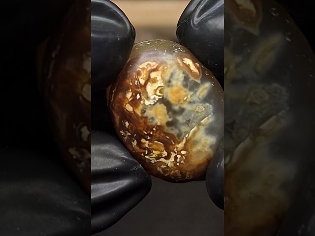 حجر عقيق بافوري مصور طبيعي