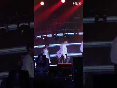 180601 Wanna One One : The World X Con Light Ha Sungwoon Focus 켜줘 하성운